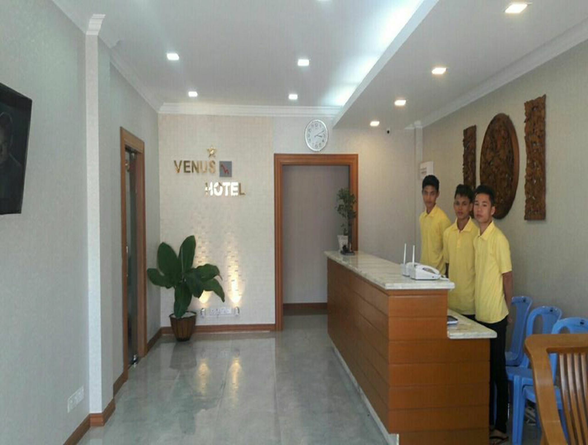 Venus Star Hotel Yangón Exterior foto